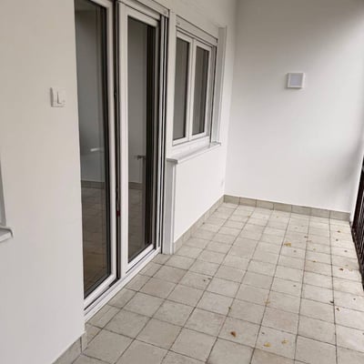 Location d’un appartement lumineux de 2 pièces, 65 m², Belgrade, Serbie